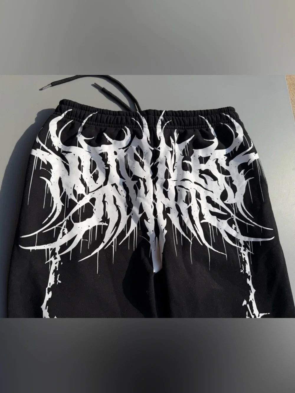 Motionless In White - Caught In The Thorns Sweatpants - Picture 4 of 8